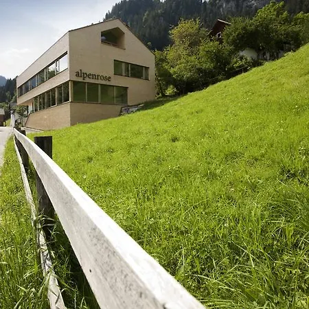 Hotel Alpenrose Ebnit 3*